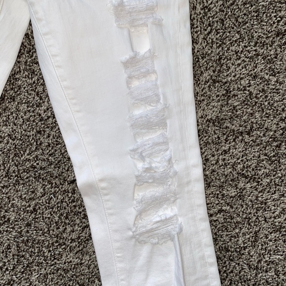 Frame jeans- white with distressing - Picture 3 of 5